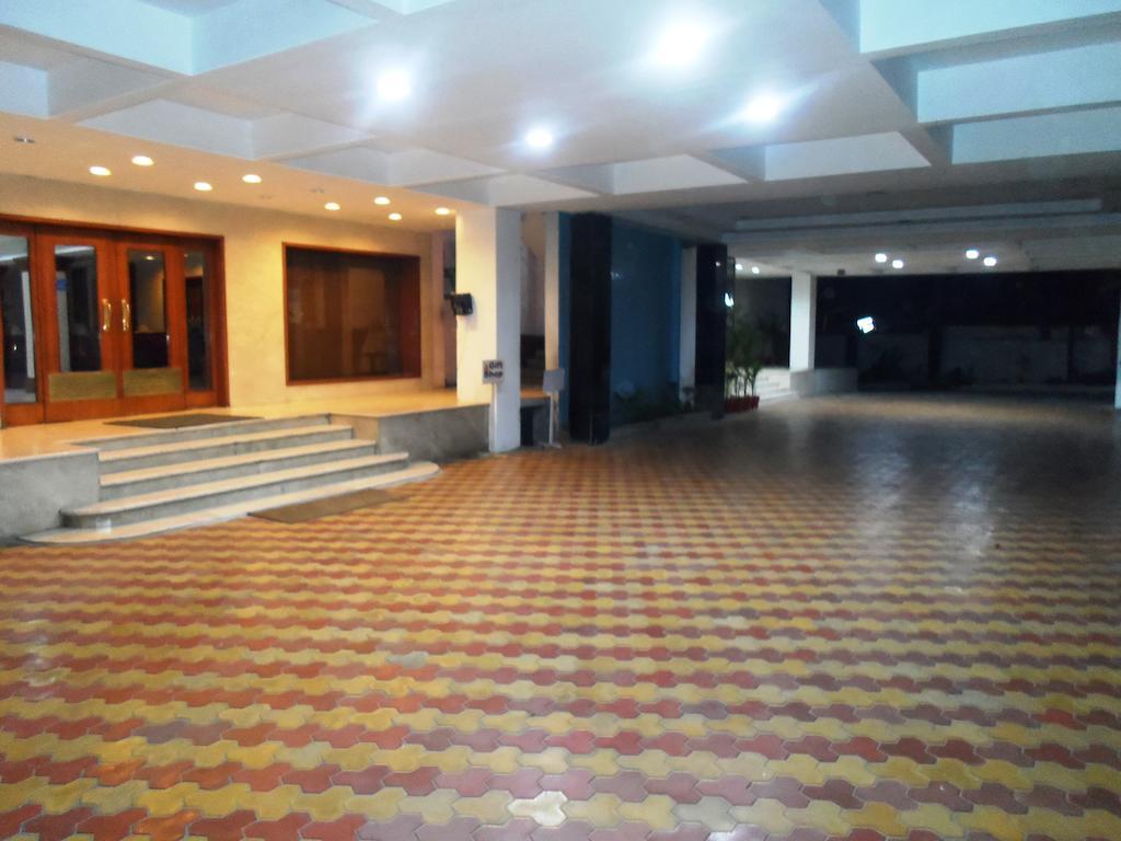Hotel Bhimas Paradise Tirupati Esterno foto
